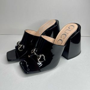 Gucci | Lexi Iconic Horsebit Detailed Leather Block Heel Mule Shoes Sandals